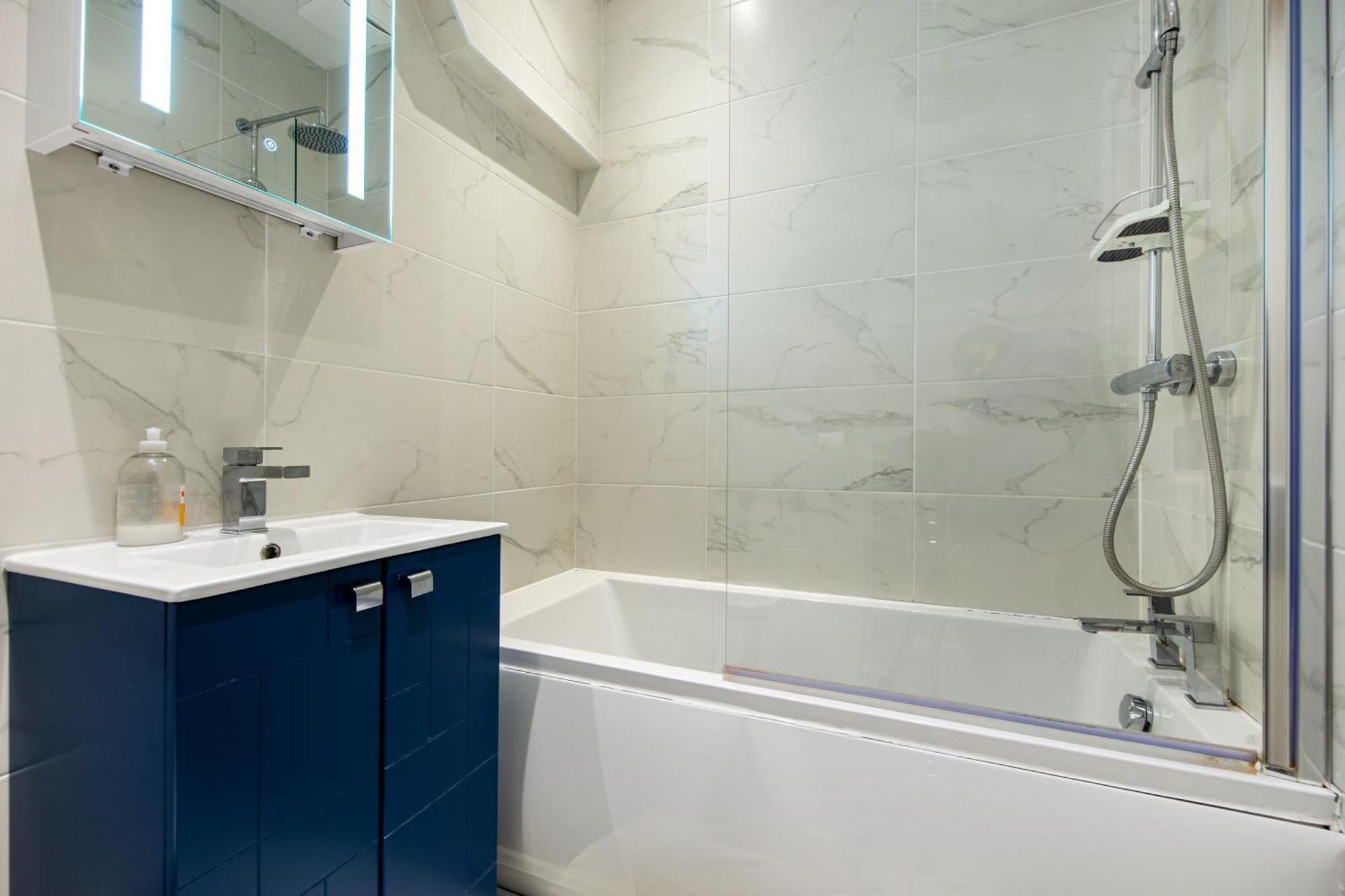 Cosy 1 Bed Apartment With Free Parking Close To Underground Station Zone 2 For Quick Access To Central London Up To 5 Guests Eksteriør bilde