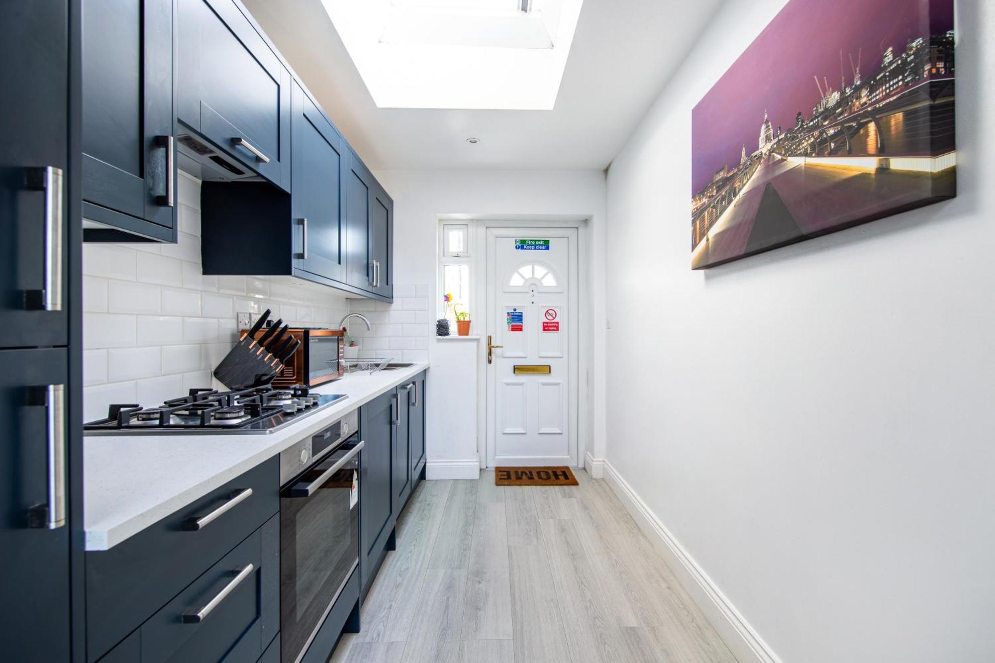 Cosy 1 Bed Apartment With Free Parking Close To Underground Station Zone 2 For Quick Access To Central London Up To 5 Guests Eksteriør bilde