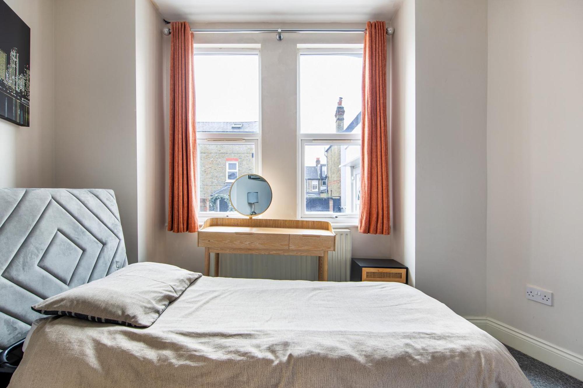 Cosy 1 Bed Apartment With Free Parking Close To Underground Station Zone 2 For Quick Access To Central London Up To 5 Guests Eksteriør bilde
