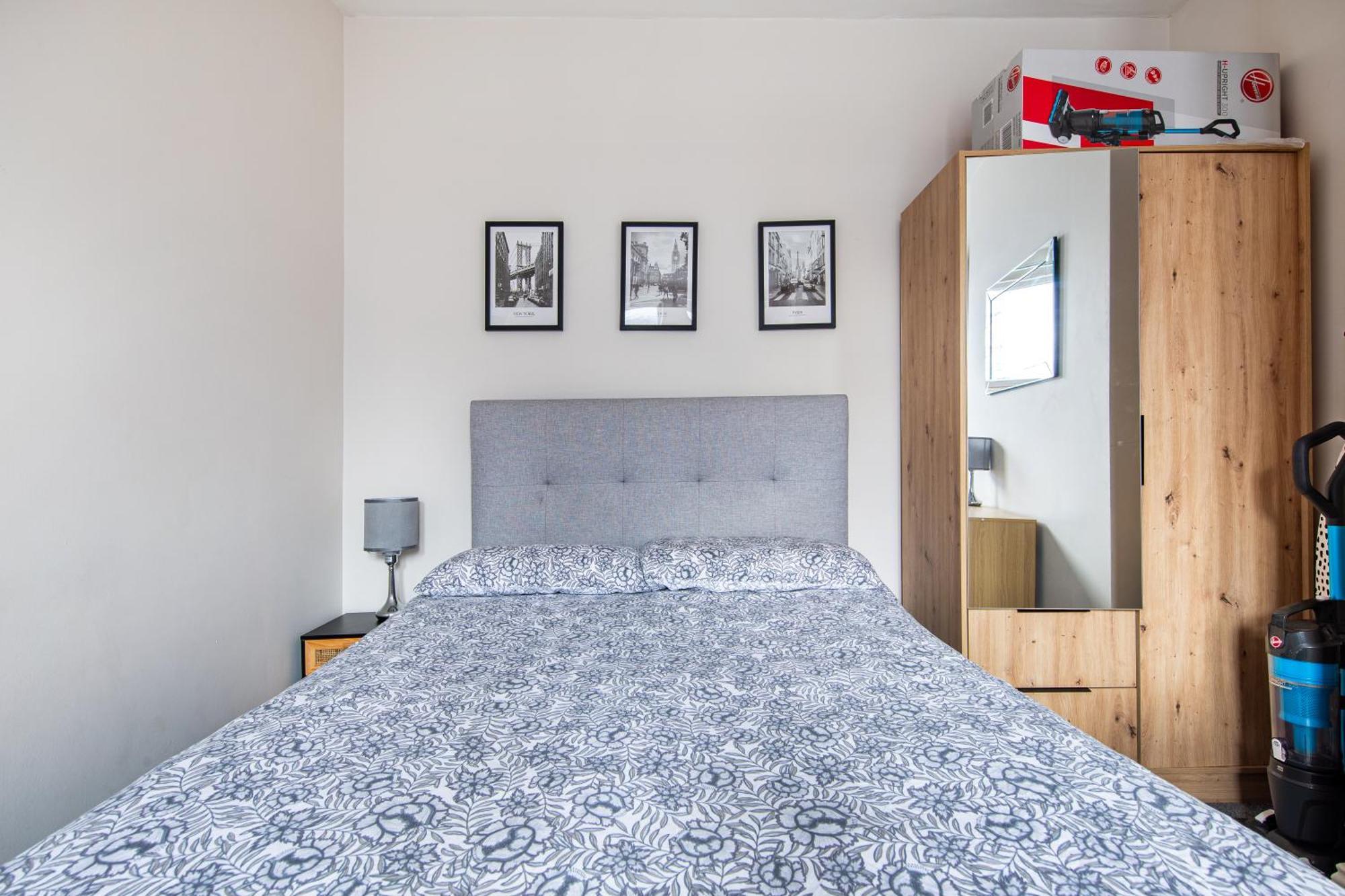 Cosy 1 Bed Apartment With Free Parking Close To Underground Station Zone 2 For Quick Access To Central London Up To 5 Guests Eksteriør bilde